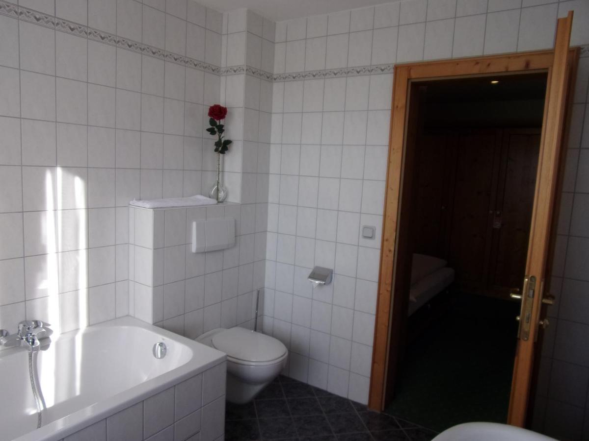 Hotel Landgasthof Hacker Zachenberg Ngoại thất bức ảnh